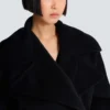 Pea coat i ull med 4 knappar Pea coat i ull med 4 knappar