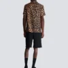 Pyjamas skjorta i silke med leopardmönster Pyjamas skjorta i silke med leopardmönster
