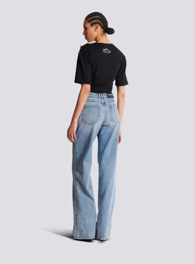 Raka jeans i blekt denim