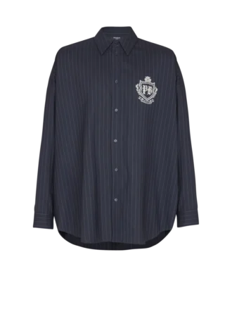 Randig ullskjorta med collegeemblem
