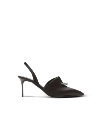 Satin-slingbacks med piercing