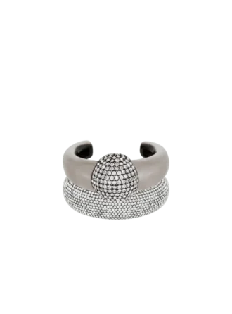 Set med piercingarmband