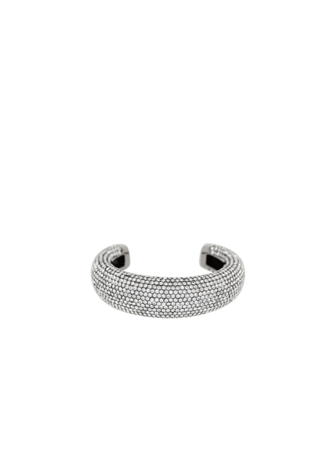 Set med piercingarmband