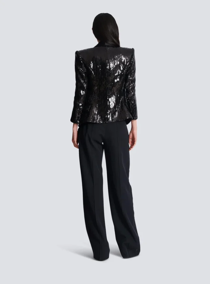 Skräddarsydd jacka i glitter-satin med V-ringning Skräddarsydd jacka i glitter-satin med V-ringning