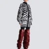 Stickad klänning med zebraintarsia