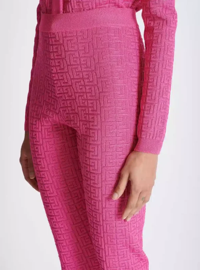 Stickade leggings med monogram Stickade leggings med monogram