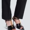 Sync sandaler i lackat kalvskinn