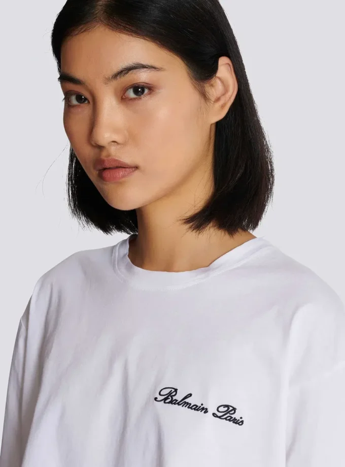 T-shirt med Balmain Signature-broderi T-shirt med Balmain Signature-broderi