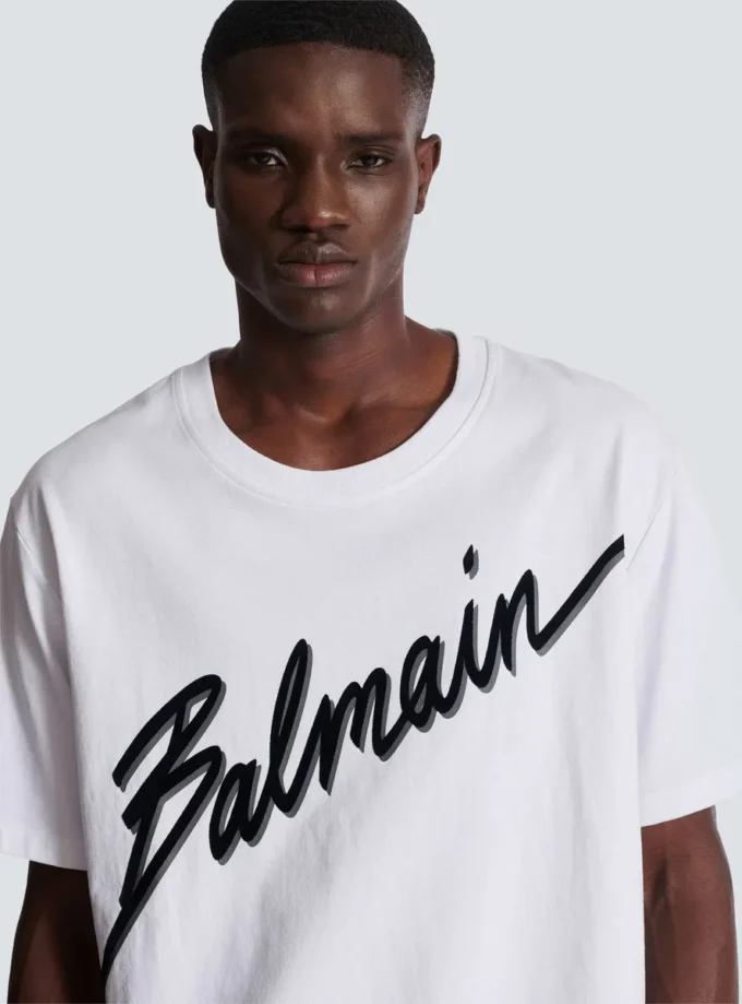 T-shirt med flockat Balmain Letter-logo T-shirt med flockat Balmain Letter-logo