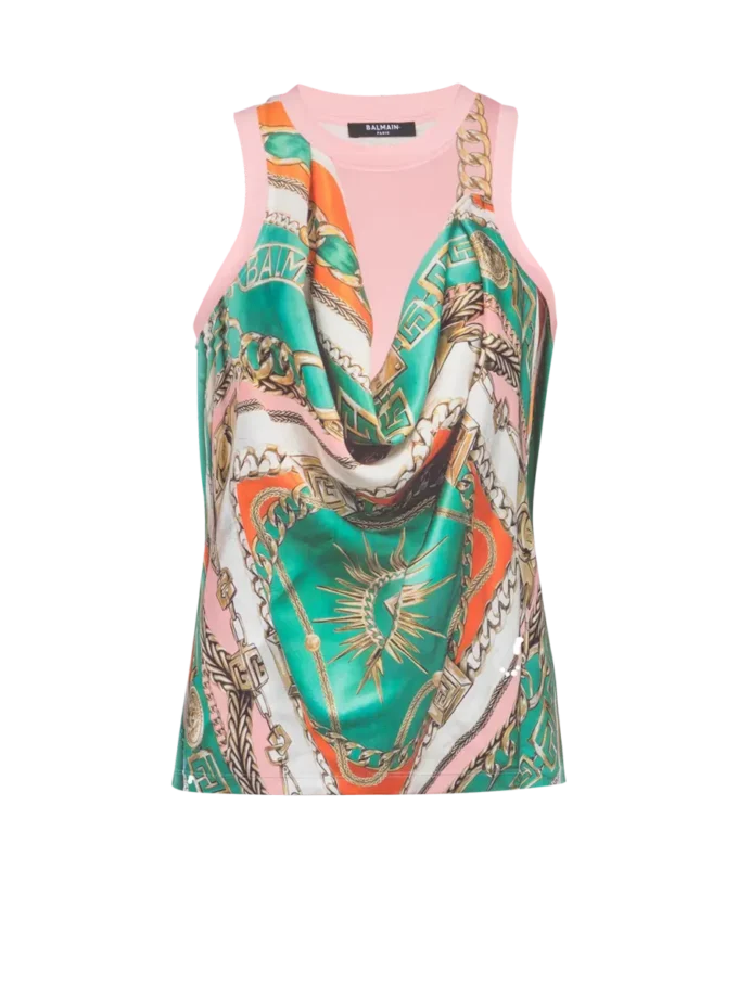Trompe-l’œil-inspirerad väst med Balmain Foulard-tryck Trompe-l’œil-inspirerad väst med Balmain Foulard-tryck