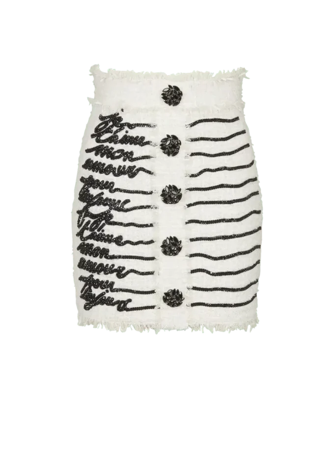 Tweedkjol med broderade kärleksbrev Tweedkjol med broderade kärleksbrev
