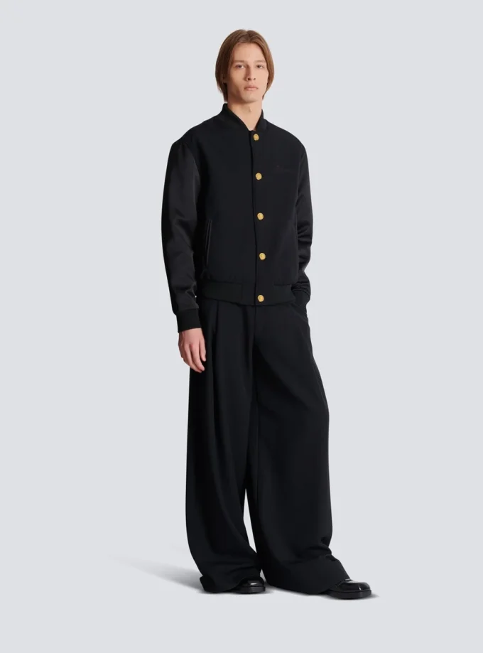 Varsityjacka i grain de poudre-ull och satin Varsityjacka i grain de poudre-ull och satin
